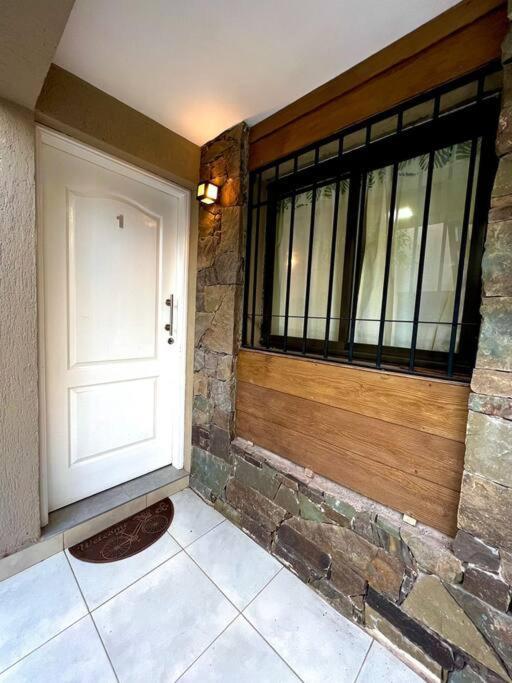 Hermoso Departamento En Complejo Residencial Apartamento *